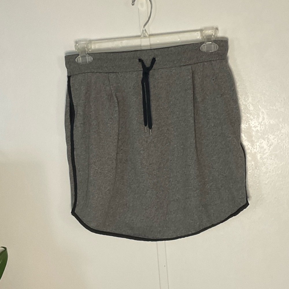 Madewell Gray Mini Skirt with Black Accents
